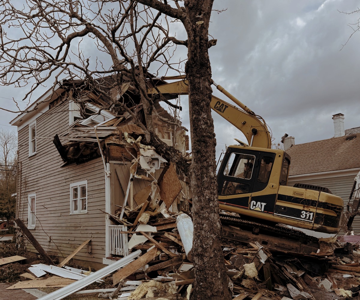 House and yard demolition cleanup in Wilmington NC